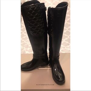 Hunter Refined Adjustable Quilt Tall Riding Boots
